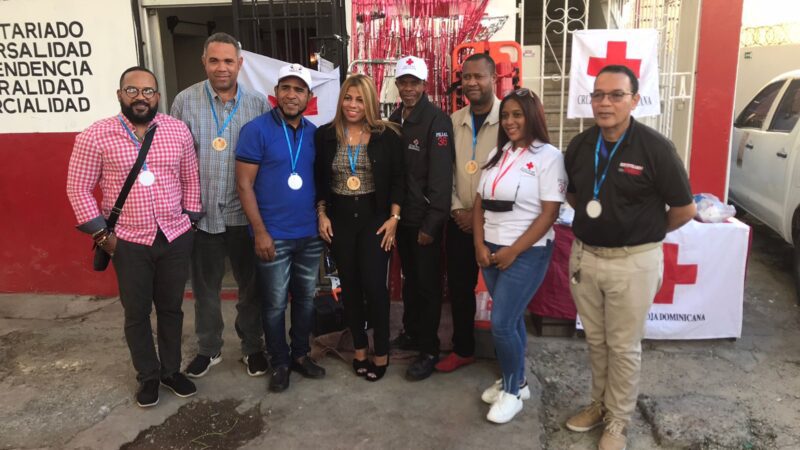 Cruz  Roja Dominicana otorga reconocimientos  a destacado  comunicadores   en Santo Domingo Oeste
