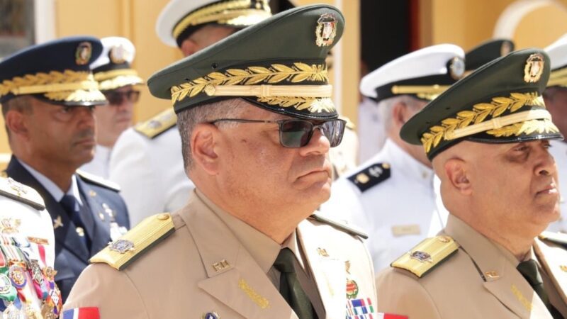 Presidente Junta de Retiro recibe Condecoración «Orden al Mérito Naval