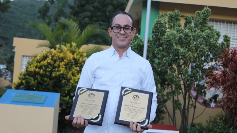 Julio Lluberes, un orgullo sabanalarguense reconocido por su trayectoria social y periodística