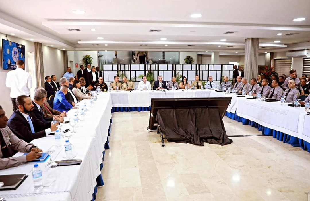 Abinader encabeza reunión de seguimiento al Plan de la Seguridad Ciudadana
