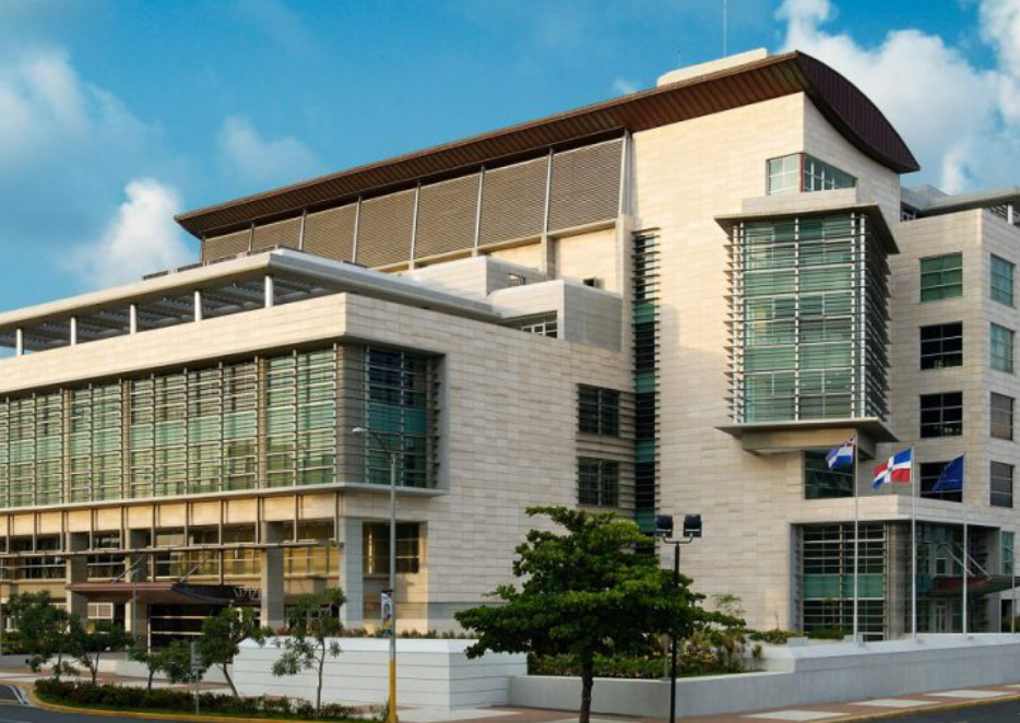 Desmantelan red de explotación sexual y rescatan 20 víctimas en zona turística de La Altagracia