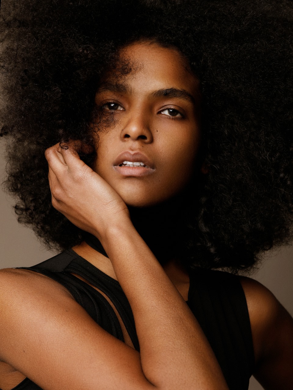 Agencia Néfer Models Management anuncia ambicioso casting top models para agencias internacionales