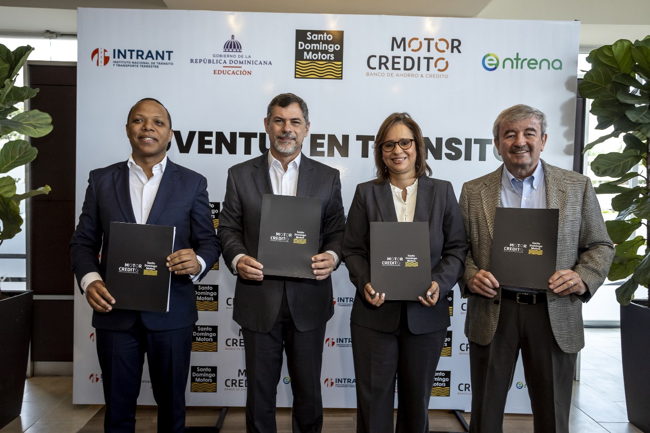 Santo Domingo Motors y Motor Crédito impulsarán la seguridad vial en escuelas y comunidades
