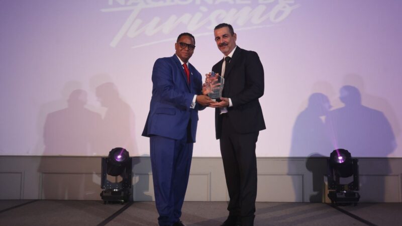Premio Nacional de Turismo galardona Hotel del año al Lopesan Costa Bávaro Resort, Spa & Casino