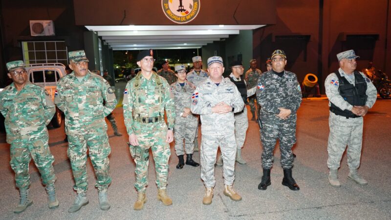 Comando Conjunto Unificado apoya a la PN en la recuperación de espacios públicos durante operativo en Santiago de los Caballeros