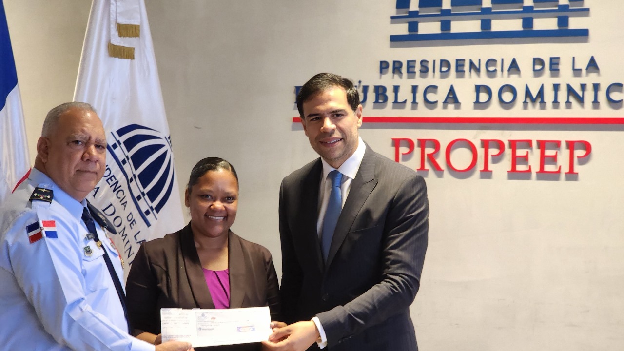 DIGEV y PROPEEP impulsan el emprendimiento juvenil a través del programa Dominicana Digna