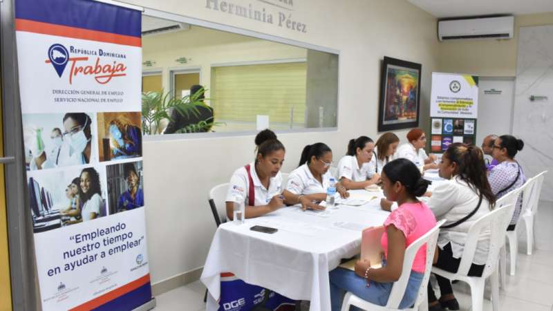 Ministerio de Trabajo invita a feria y jornada de empleo para La Romana y Santiago