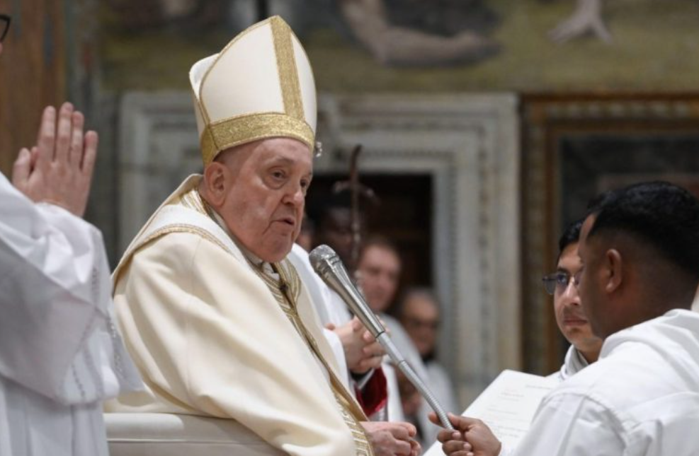 El papa Francisco invita a rezar y poner fin de la violencia en Haití