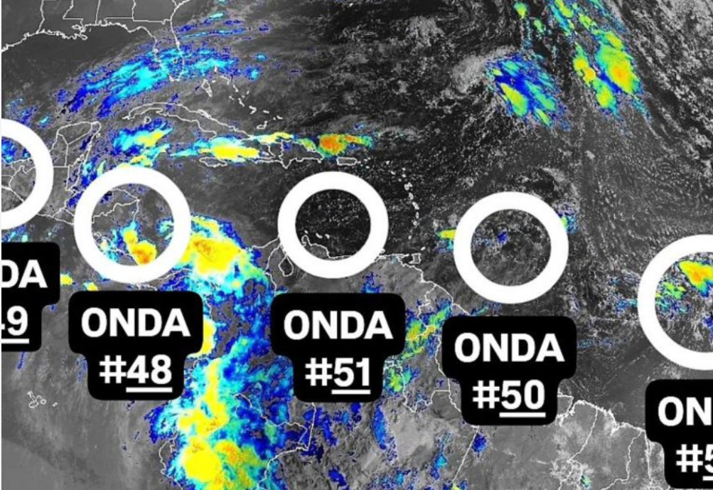 Cinco ondas tropicales están activas en el Atlántico
