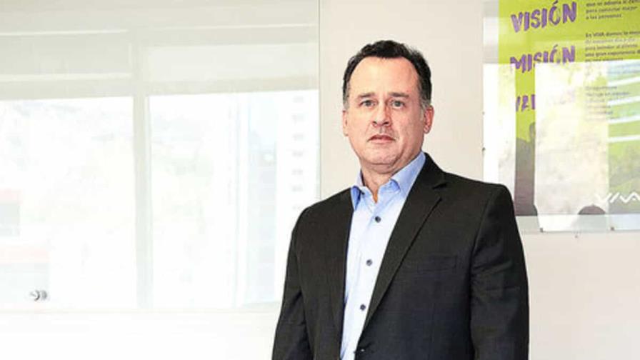 Luis Abinader designa a Tomás Hernán Pérez Ducy en el consejo directivo del Indotel