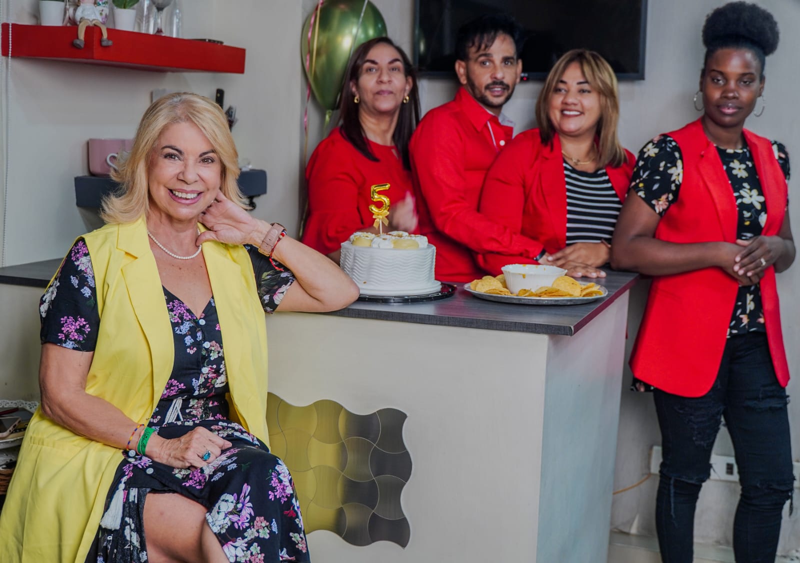 Luxe Beauty Nails Lounge & Spa Celebra su 5º Aniversario con Estilo y Excelencia