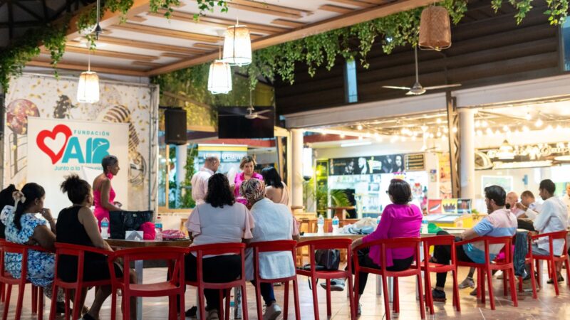 Fundaciones AIB y Pañoleta realizan taller de Importancia de la Conexión Humana» en el marco del Mes Rosa