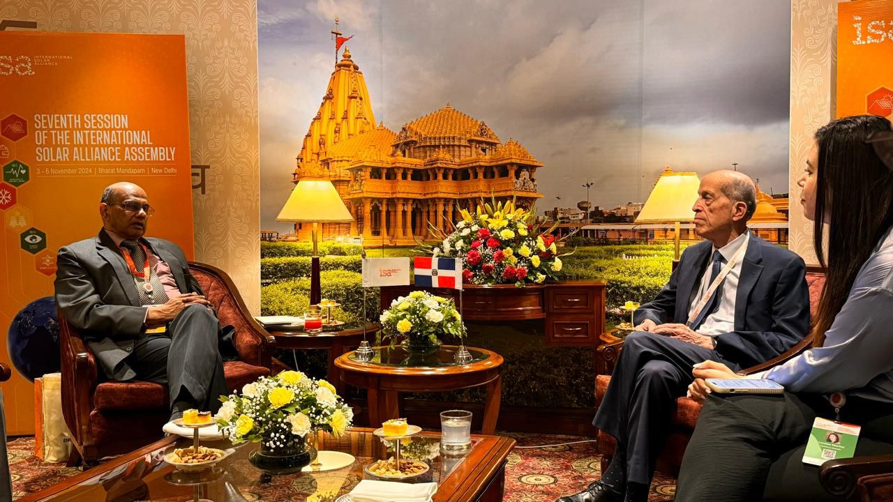 RD reafirma en India su compromiso con desarrollo de energías renovables