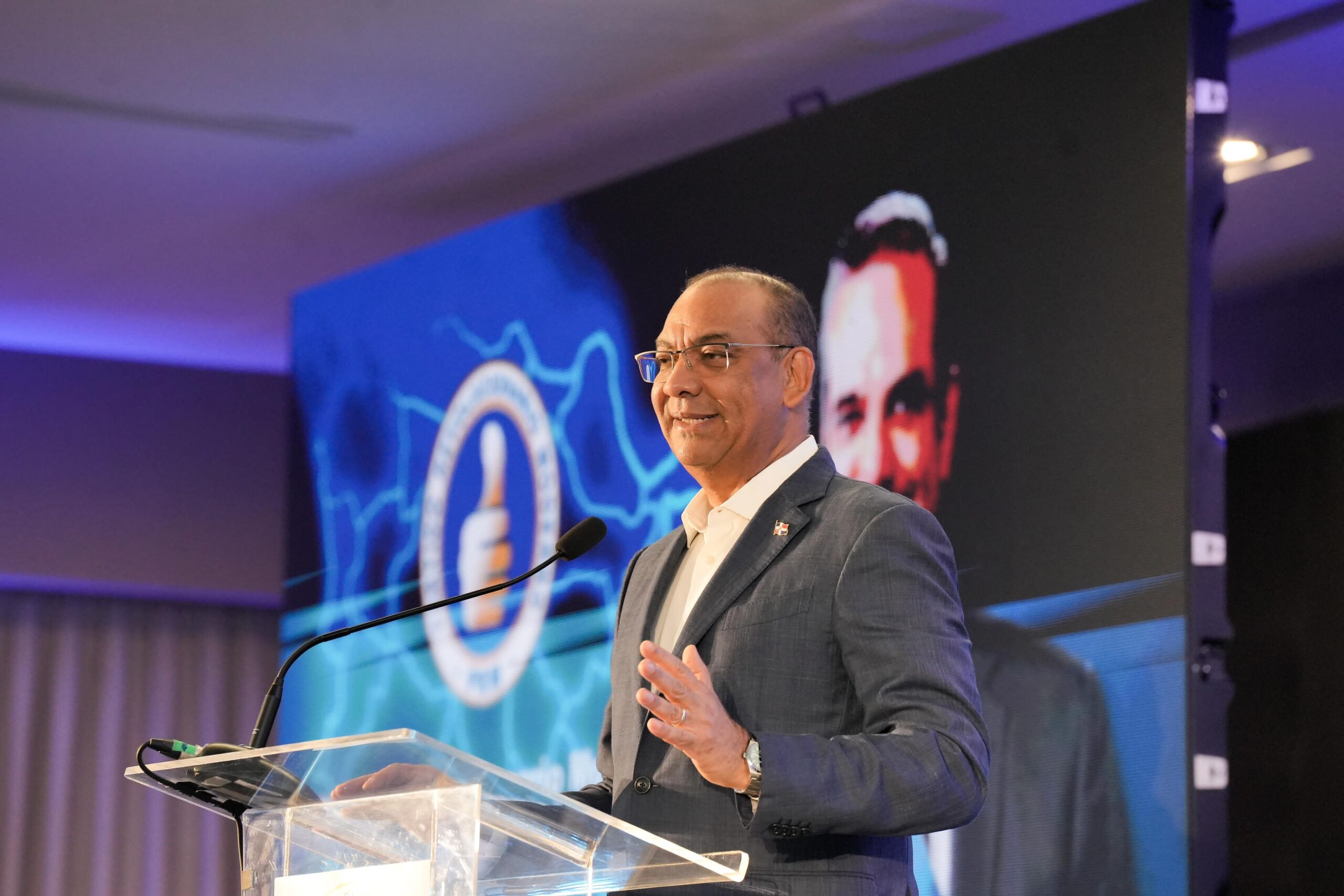 Deligne Ascención: En el PRM nadie está por encima del partido