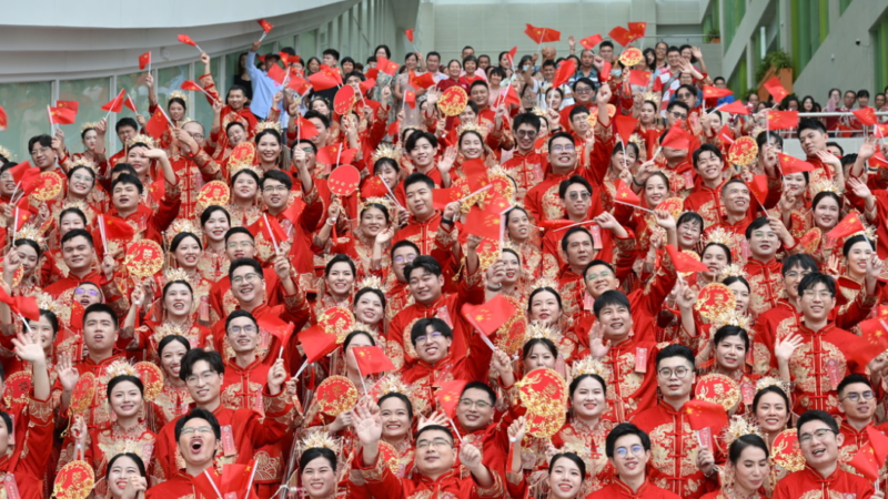Una ciudad china pagará a las mujeres para que se casen más temprano