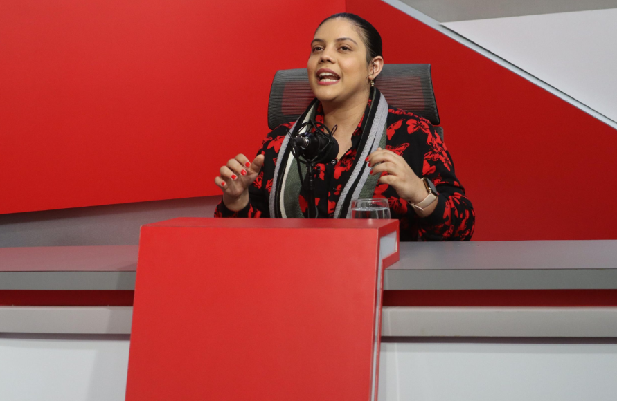 La psicóloga Jennifer Solano aconsejan a los nuevos emprendedores a planificar y buscar asesoría antes de iniciar un proyecto