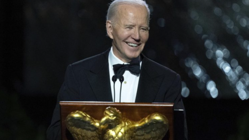 ¡Presidente EEUU lo vuelve a hacer! Biden dice que es su propio marido