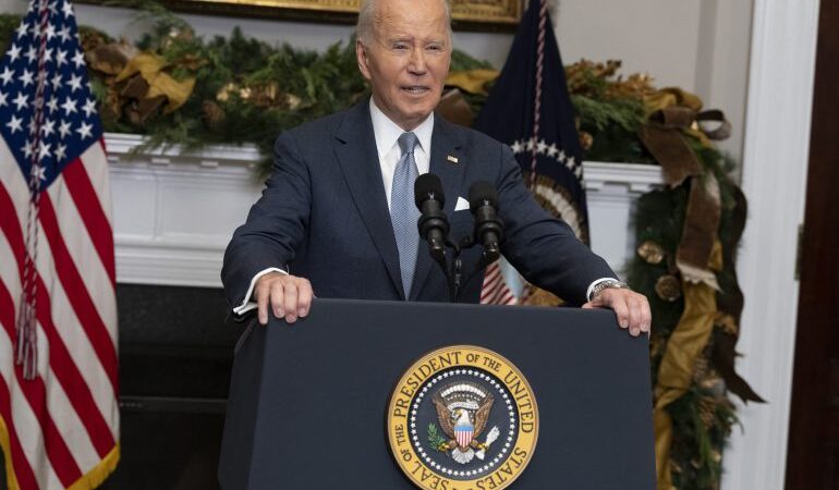 Biden dice que el presidente sirio Asad «debería rendir cuentas»