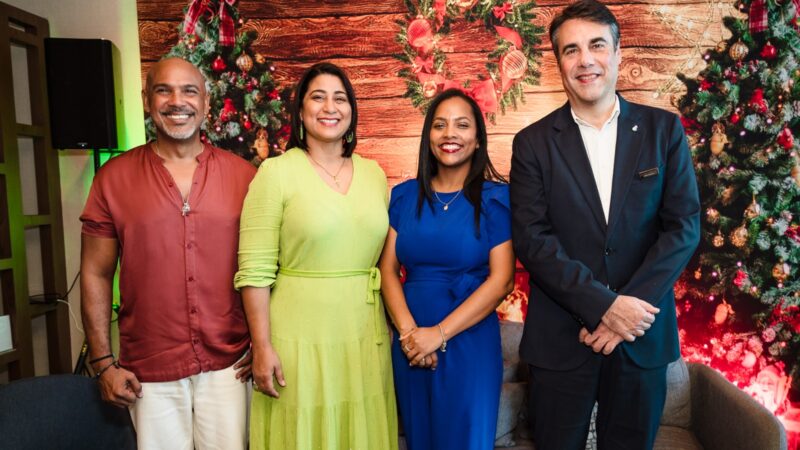 Hotel Catalonia Santo Domingo agradecer a periodistas su apoyo durante todo el año.
