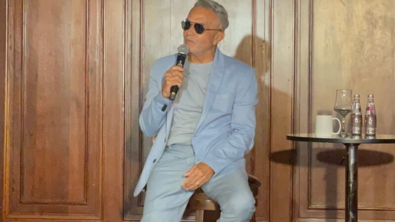 WILKINS: El Divino Rockmántico en RD