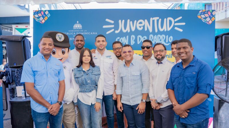 Ministerio de la Juventud lleva «Juventud con B de Barrio» a Las Palmas de Herrera, Santo Domingo Oeste