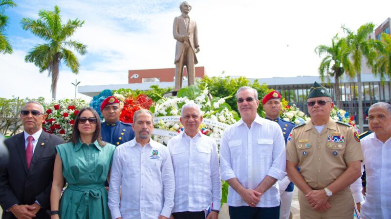 Presidente Luis Abinader apertura el “Mes de la Patria 2025” honrando la memoria de Juan Pablo Duarte