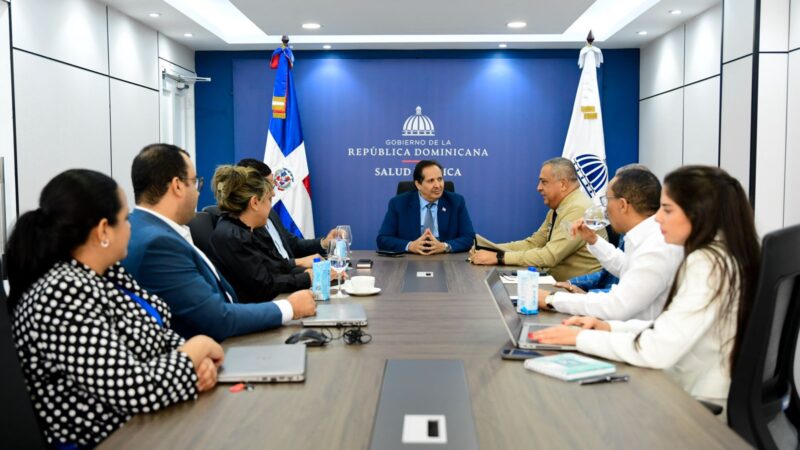 Ministerio de Salud y la DGM refuerzan acciones para garantizar la seguridad sanitaria en los puntos de control migratorio