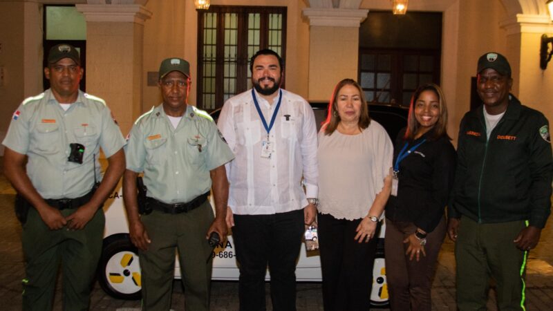 Cenntro dona vehículo eléctrico a la DIGGESETT El sector privado fortalece a la DIGESETT 