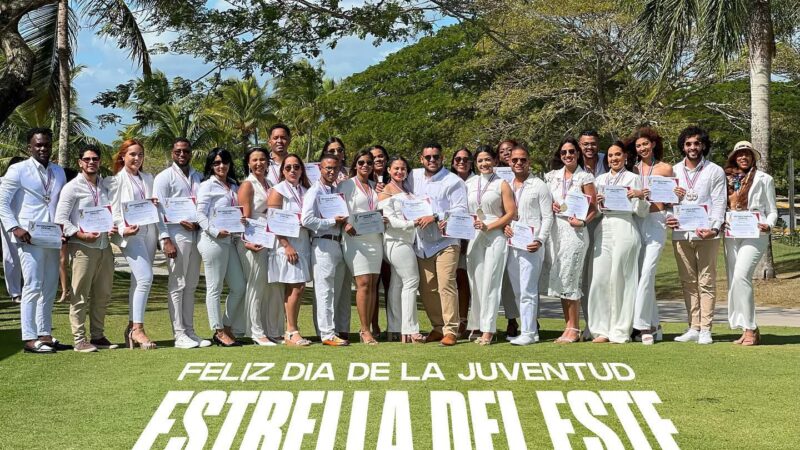 Estrellas del este Celebra 10 años reconocimiento al talento joven a propósito del día nacional de la juventud.
