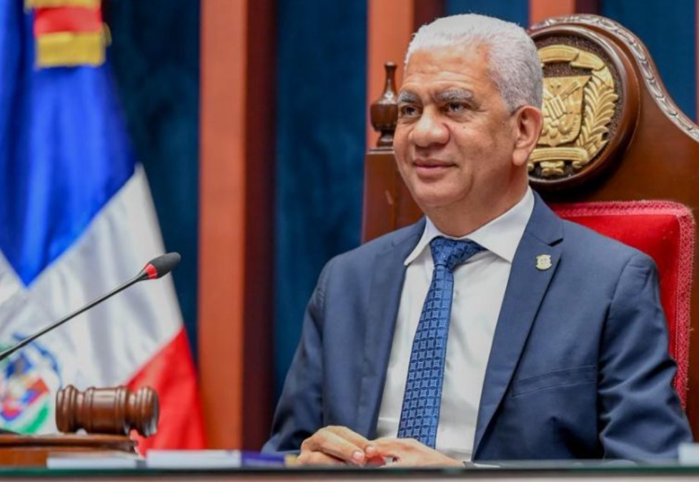 Senado aprueba con modificaciones Ley que regula la Contratación de Prospectos de Béisbol