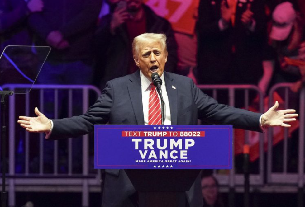 «¡Ganamos!», Trump se da un baño de masas el día antes de su investidura