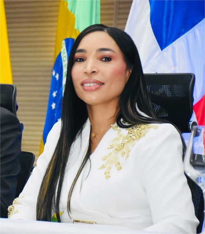 ‍Roselia Pérez Novas es designada primera secretaria en la Embajada de la República Dominicana en México.