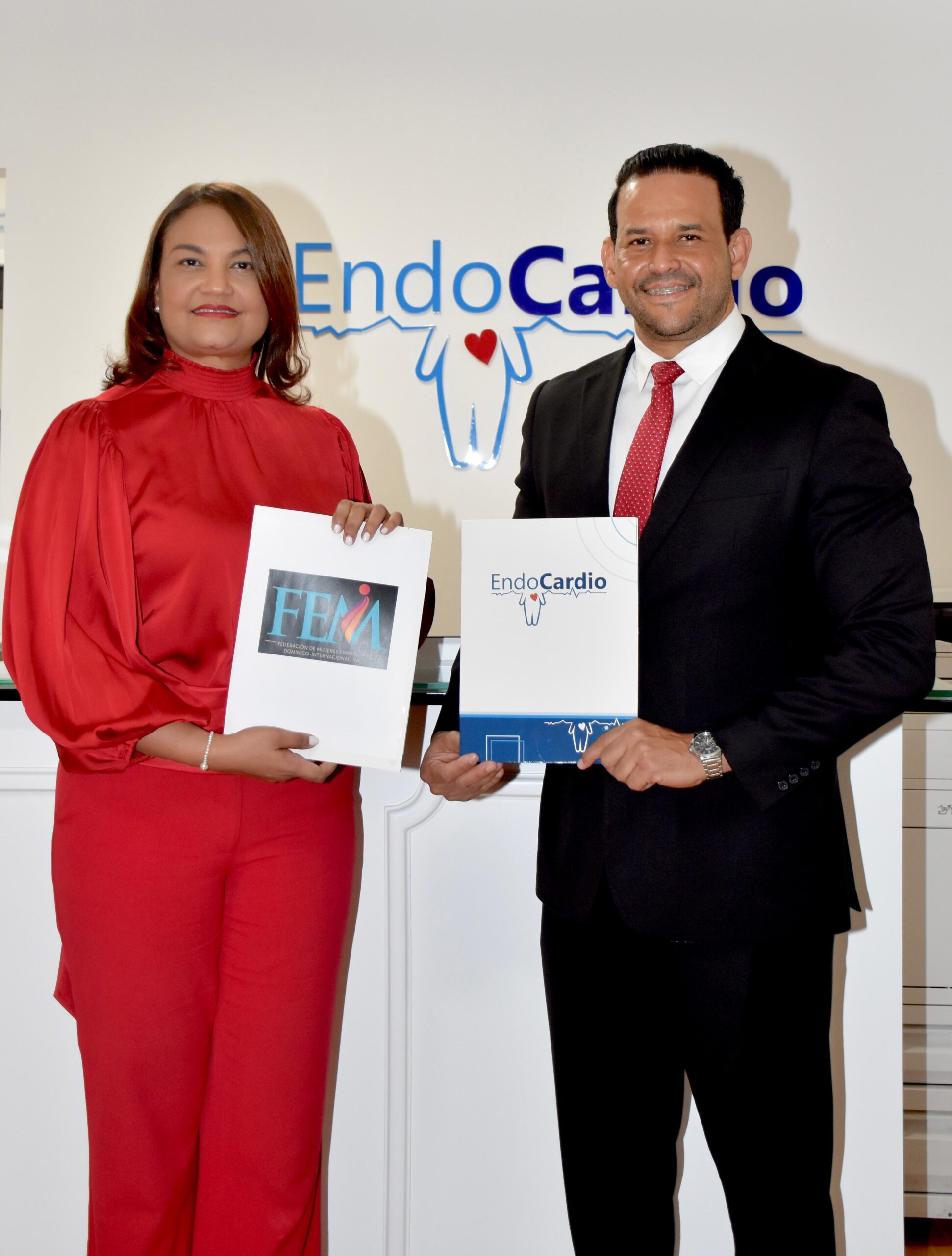 FEM y Endocardio firman acuerdo para promover la salud cardiovascular de la mujer 