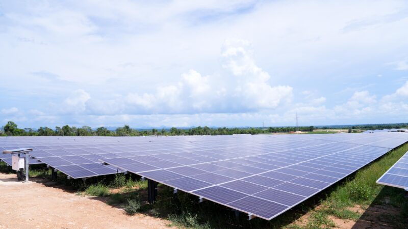 RD alcanza cifra récord de 1,101 MW en generación renovable