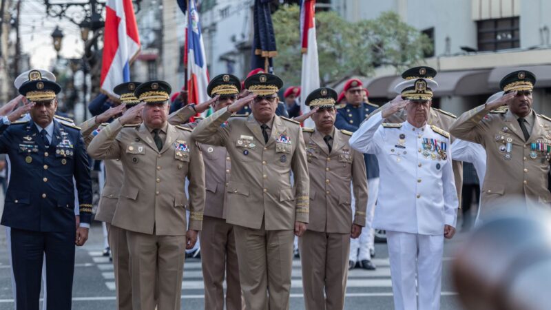 Autoridades militares RD tributan honor a los Padres de la Patria y reafirman compromiso patriótico en Altar de la Patria