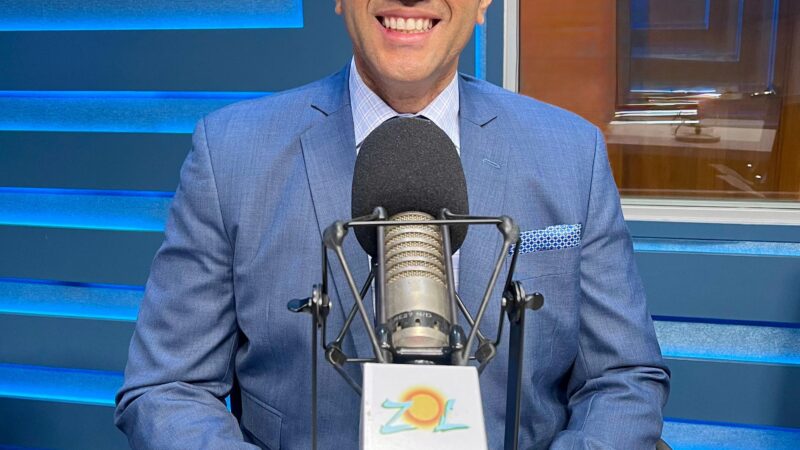 Juan Valdez exhorta a Luis Miguel De Camps a hacer de los docentes sus mejores aliados