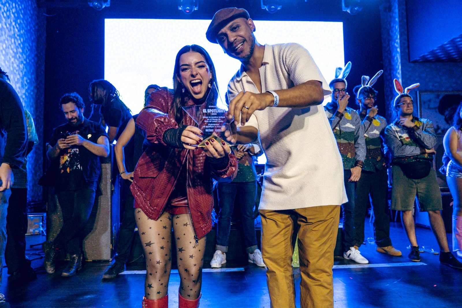 Adri Torrón y Josean Jacobo ganan competencia de música El Spotlight; se presentarán en Isle Of Light 2025