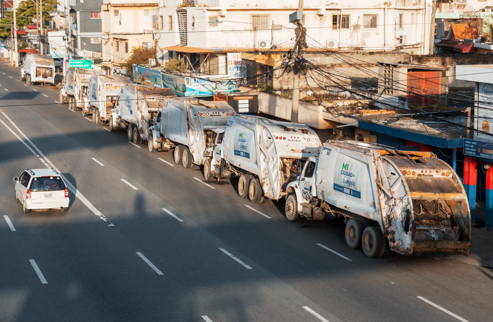 Alcaldía despliega gran operativo de limpieza en las tres circunscripciones del DN