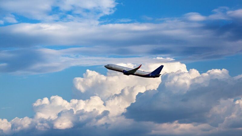 Opinión Invitada: Crisis aérea: ¿qué está pasando con la aviación comercial?