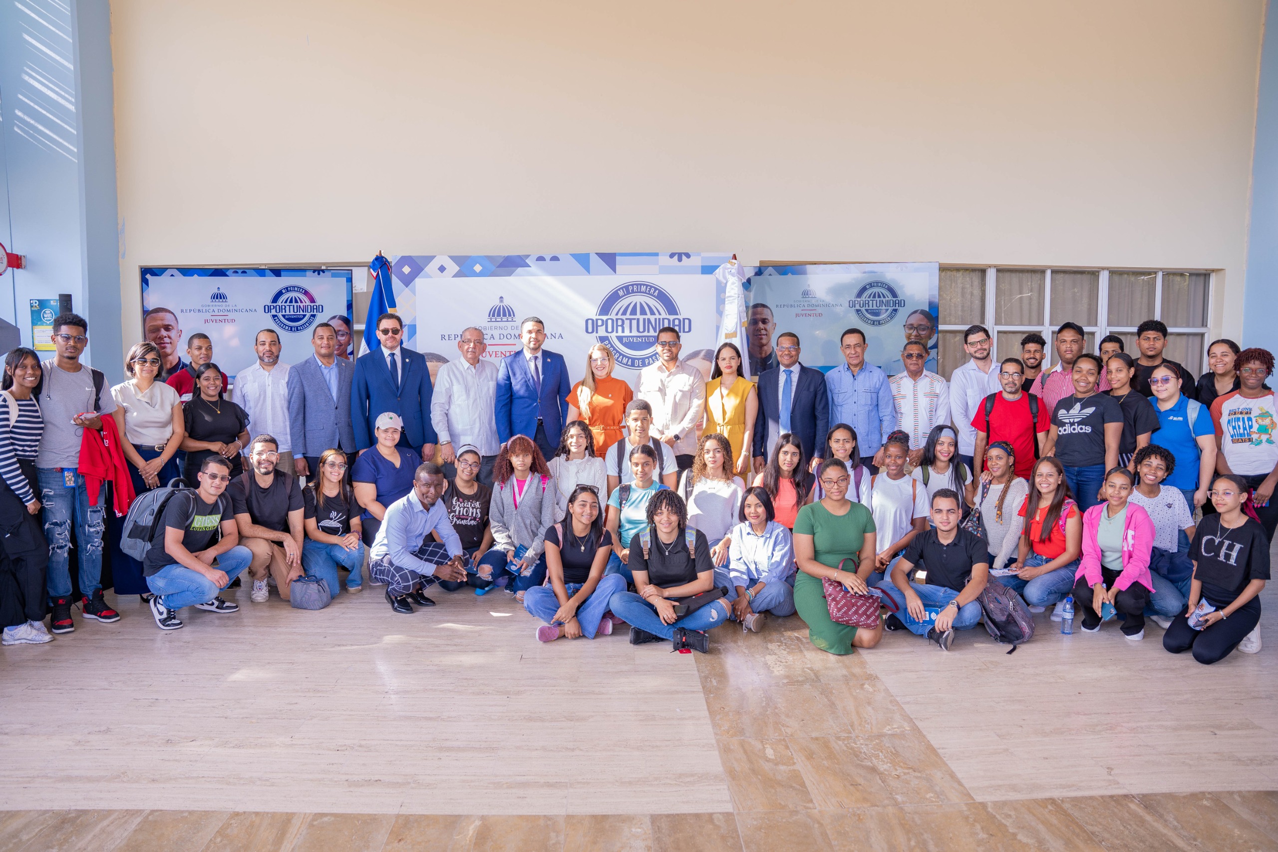 Ministerio de la Juventud lanza el programa «Mi Primera Oportunidad» para impulsar la inserción laboral juvenil