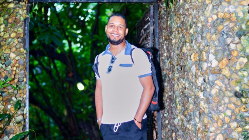 Pasaporte Aventurero descubre el encanto de Dominican Tree House Village en Samaná