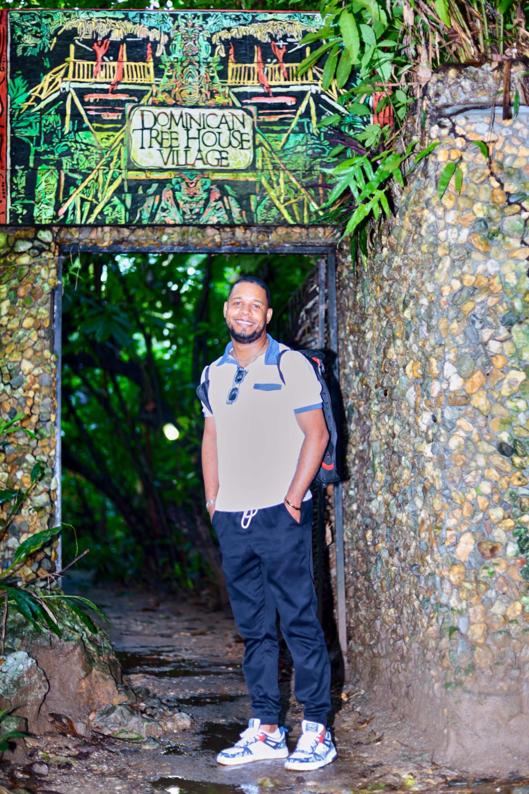 Pasaporte Aventurero descubre el encanto de Dominican Tree House Village en Samaná