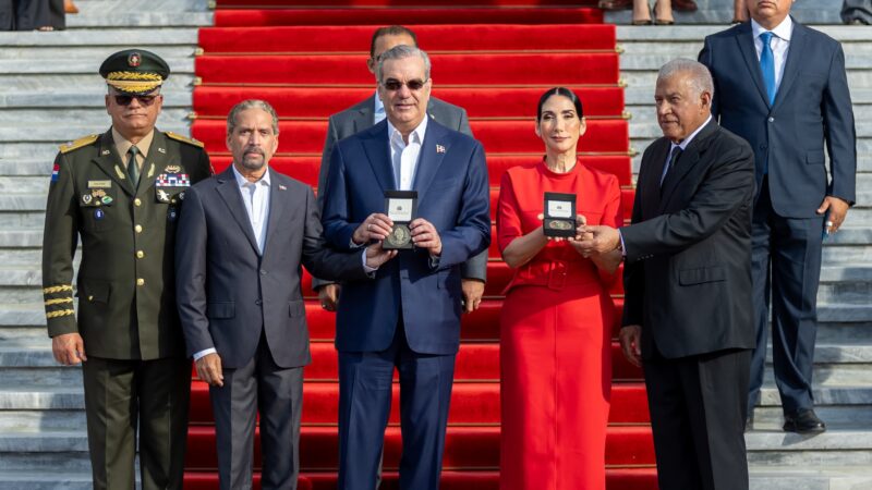 Efemérides Patrias pone a circular Medalla Conmemorativa por el 180 aniversario del martirio de María Trinidad Sánchez