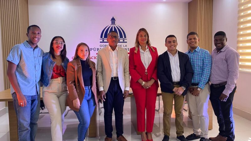 Celebran con éxito el 2do. Aniversario es hora de la juventud