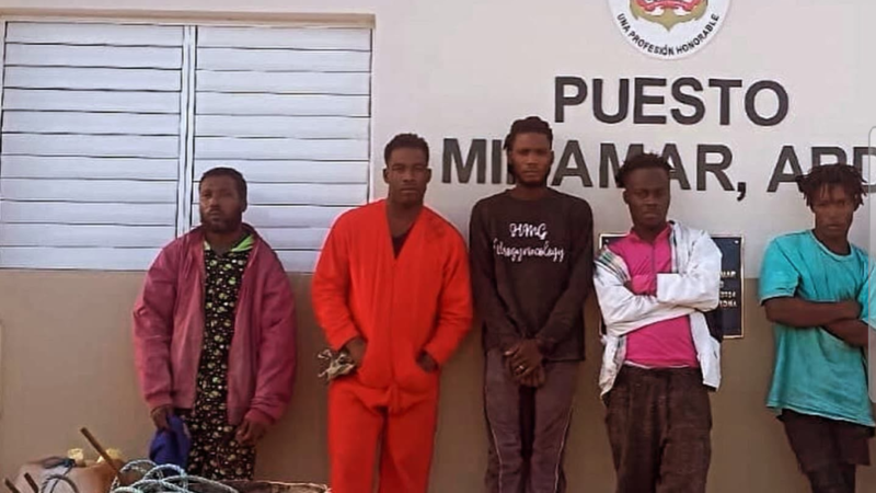 Armada Dominicana intensifica operativos y frustra pesca ilegal en Montecristi y Pedernales