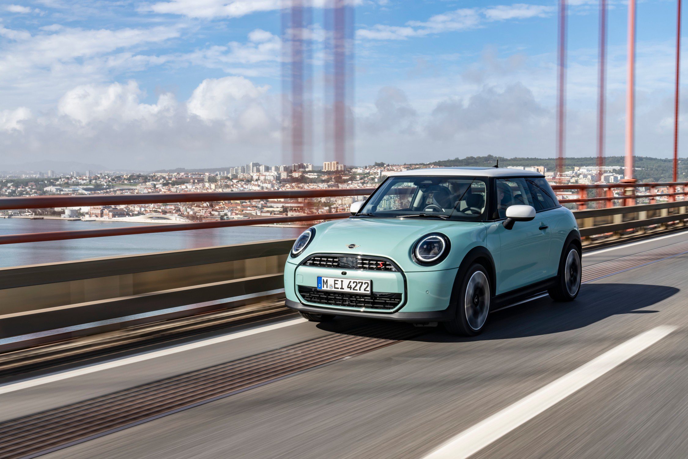 El MINI Cooper es reconocido como Mejor Carro Urbano en el Women’s Worldwide Car Of The Year