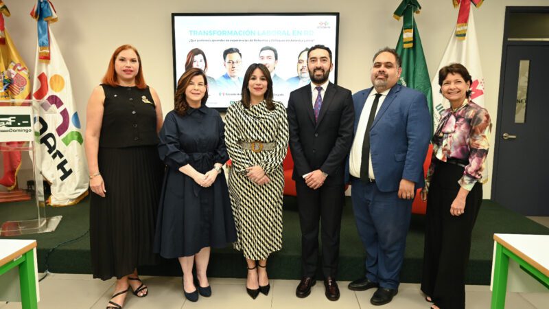 ADOARH lidera debate sobre la transformación laboral en RD con expertos internacionales