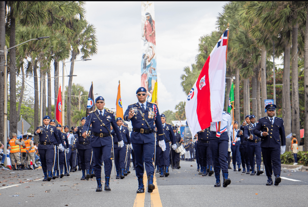 Fuerza Aérea de República Dominicana participa en el tradicional desfile cívico, militar y policial por el 181.º aniversario de la Independencia Nacional