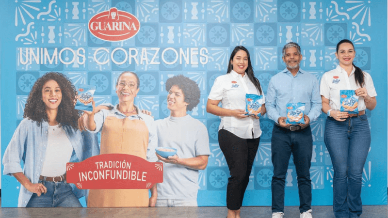 Guarina Leche une corazones en Cuaresma