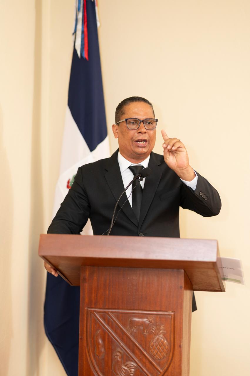 Fermín Noesí presenta obras de su gestión en rendición de cuentas